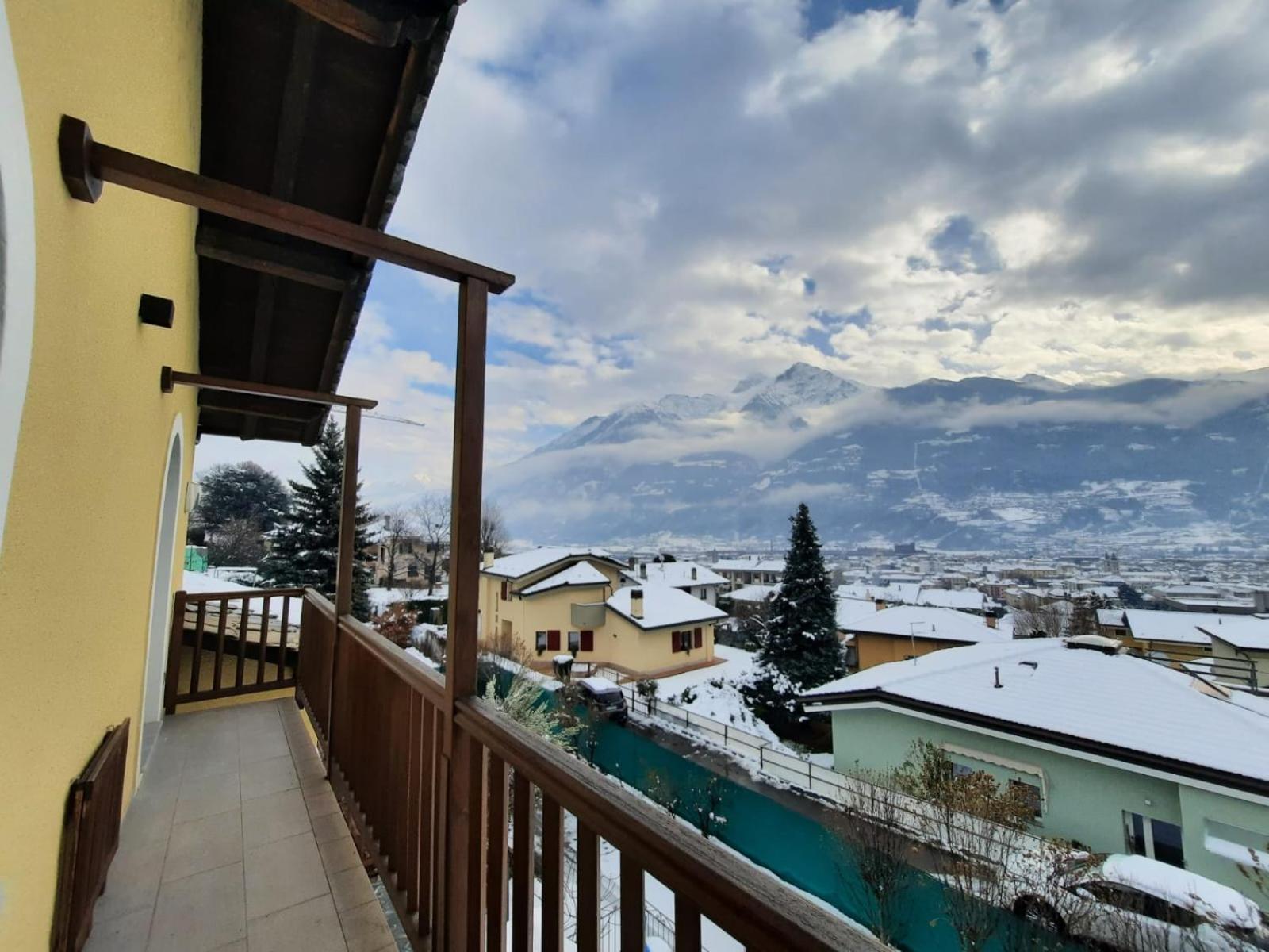 Aosta Holiday Apartments - Edelweiss מראה חיצוני תמונה