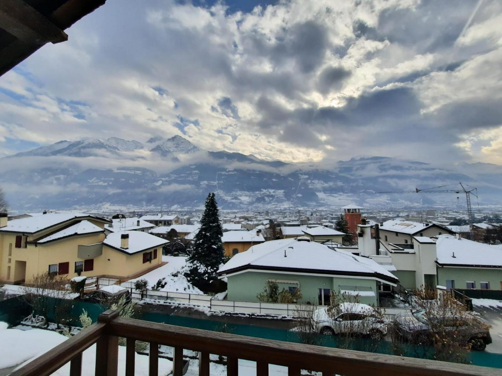 Aosta Holiday Apartments - Edelweiss מראה חיצוני תמונה