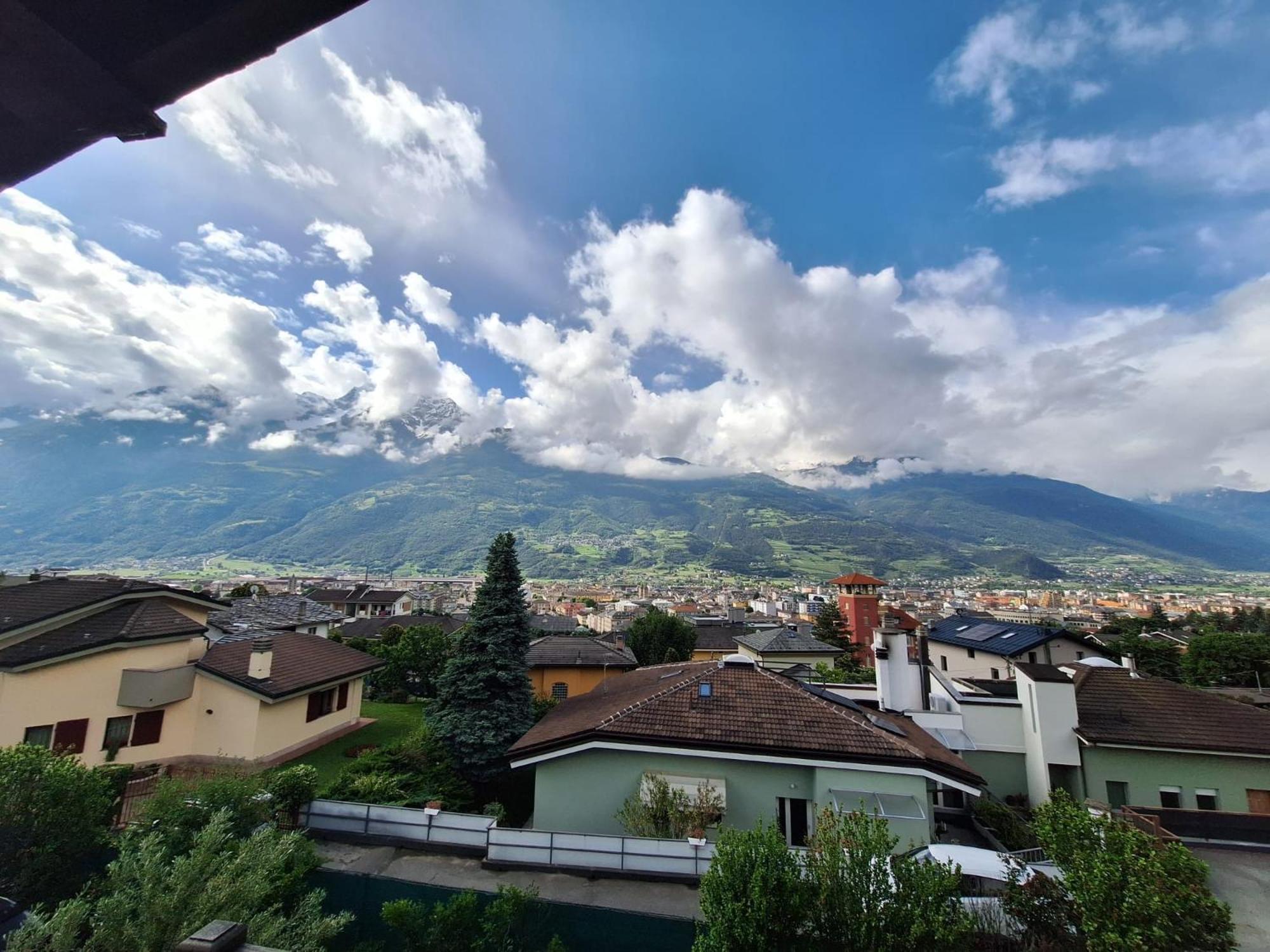 Aosta Holiday Apartments - Edelweiss מראה חיצוני תמונה